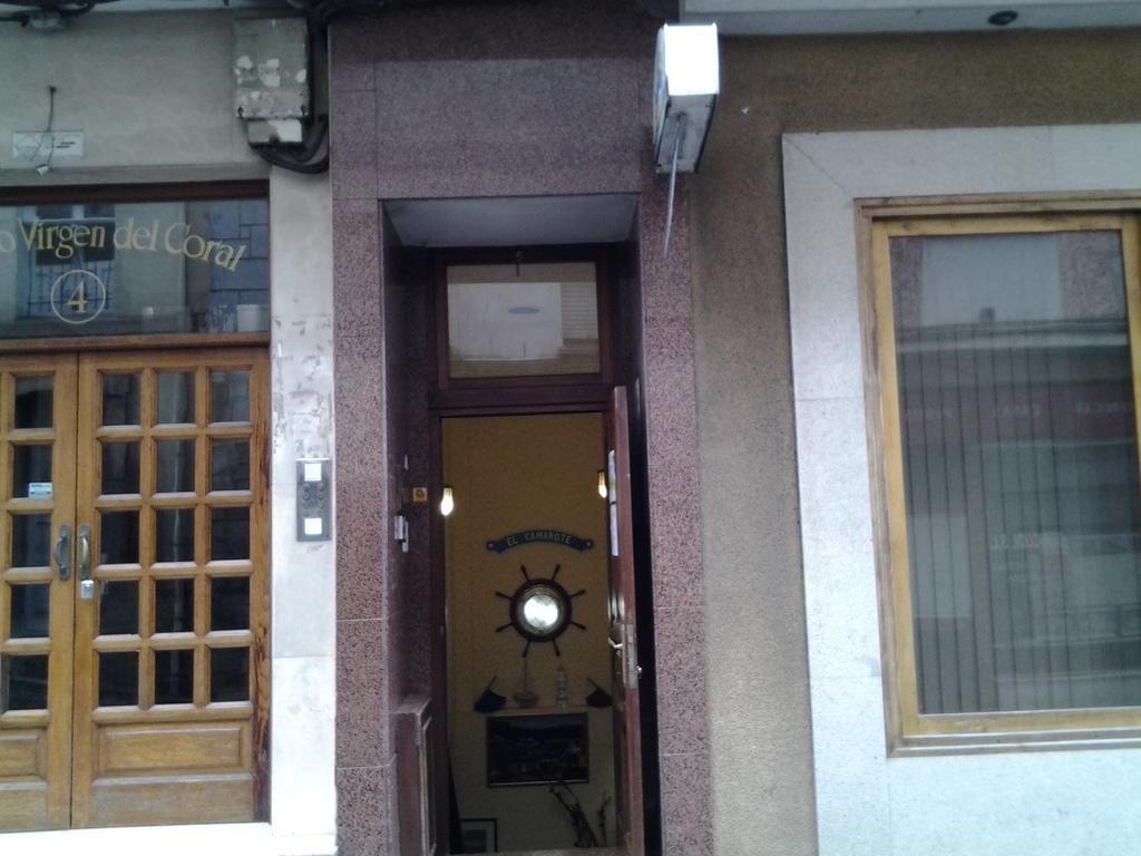 Pension El Camarote Cudillero Exteriör bild